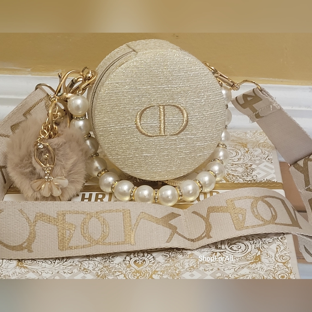 Dior - Picture 3 of 16